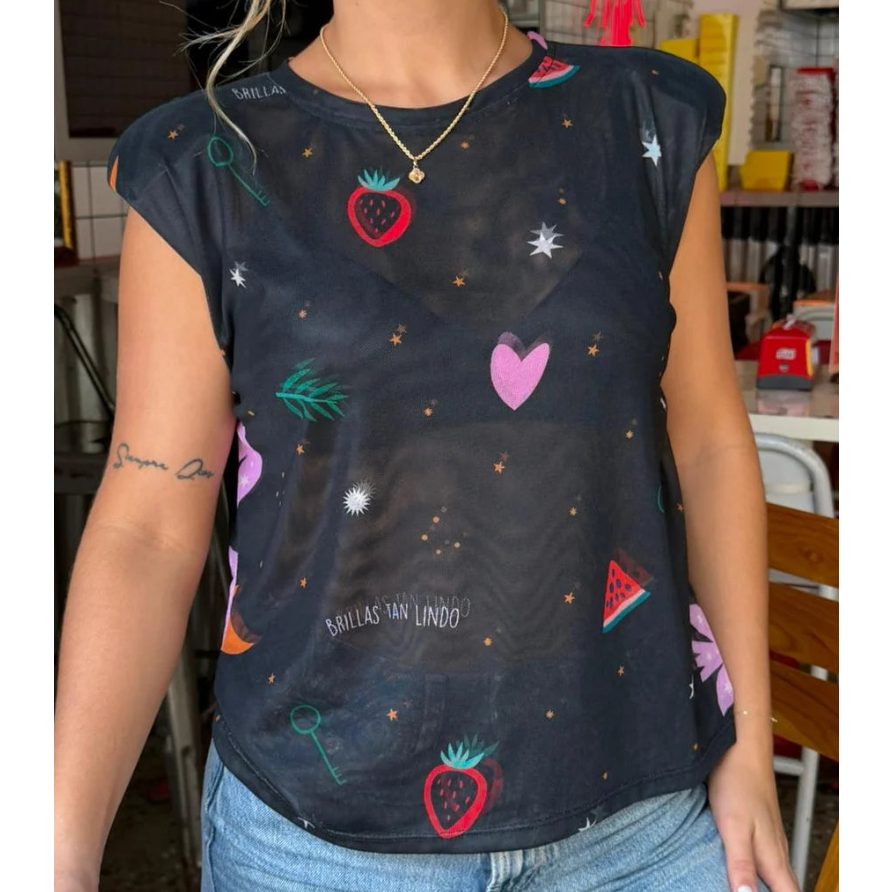 CAMISETA MALLA LETY NEGRA
