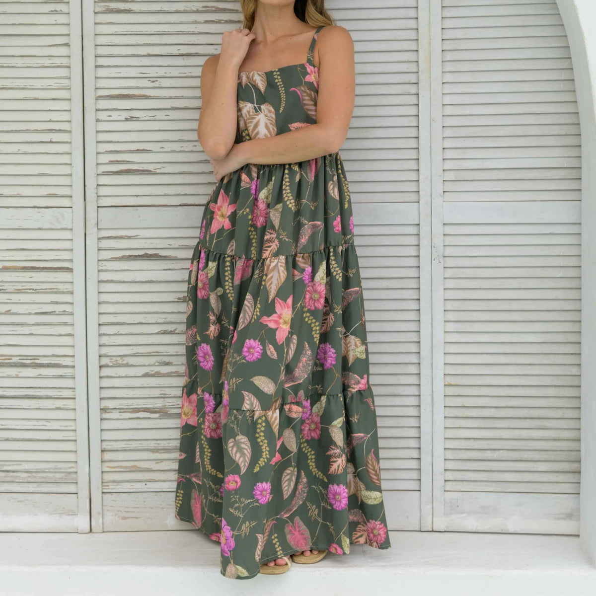 VESTIDO LARGO LILY GARDEN